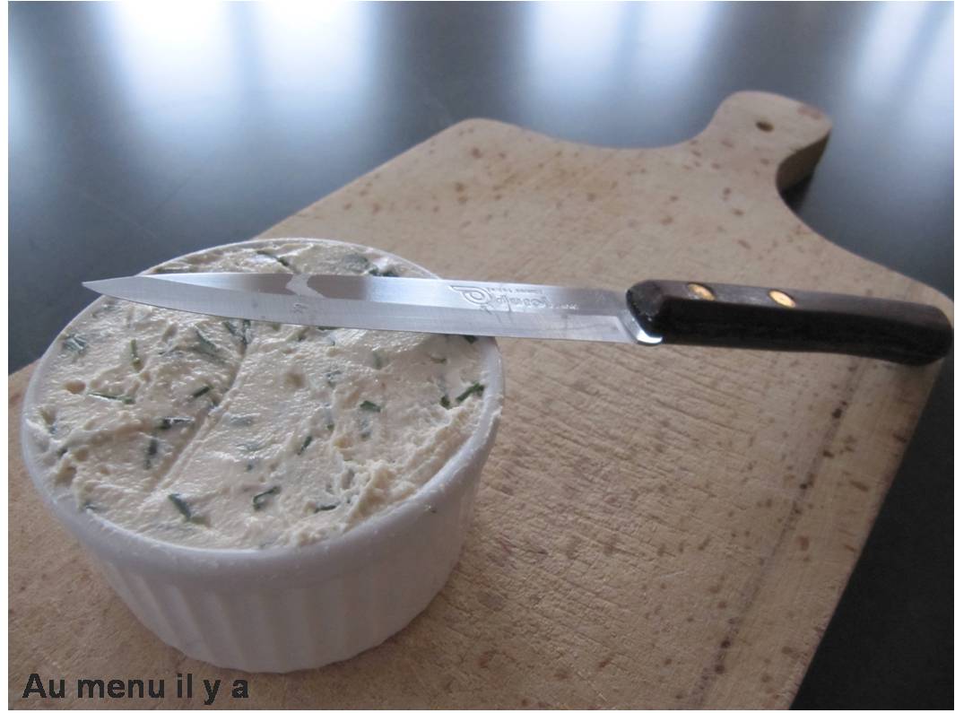 [Recette] Boursin ail et fines herbes fait maison