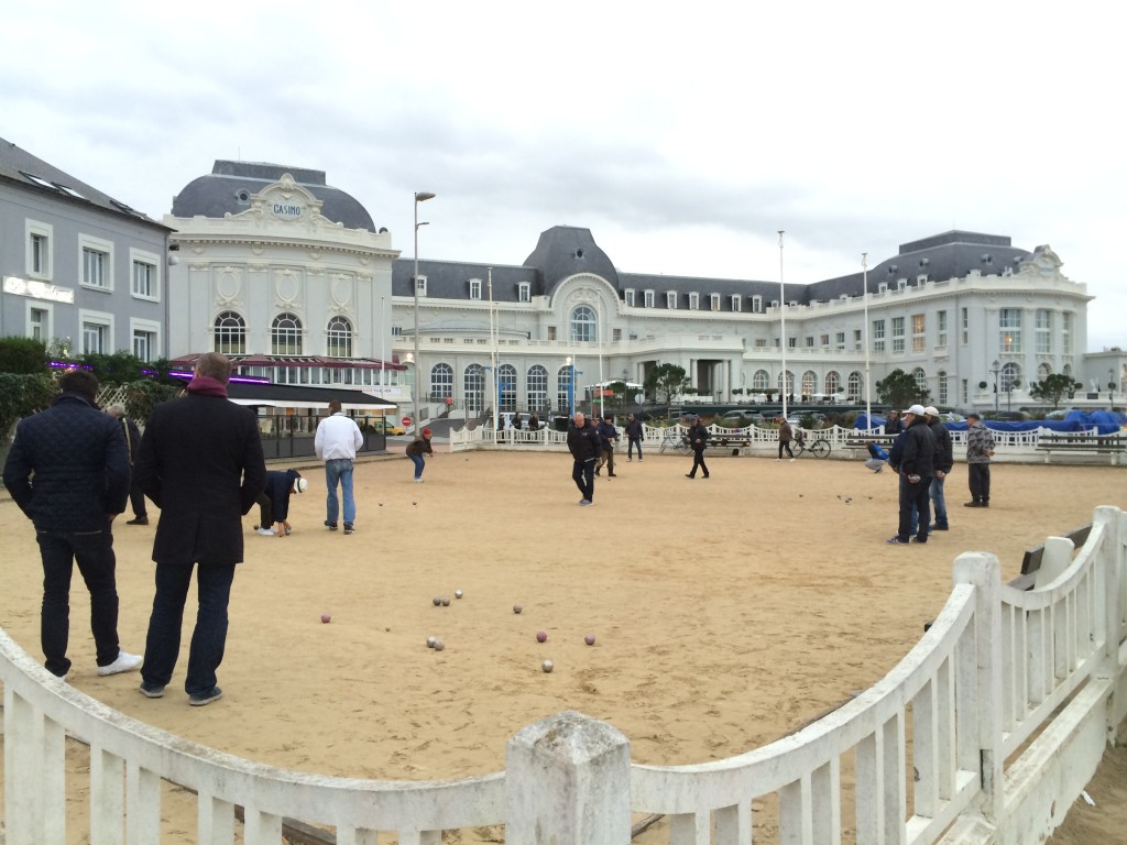 Trouville - pétanque- Au menu il y a - Un weekend à Trouville Deauville